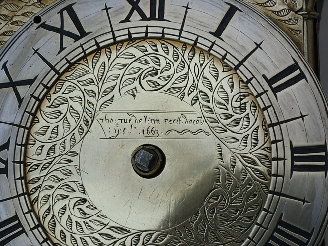 signature on 1663 clock by Thomas Tue